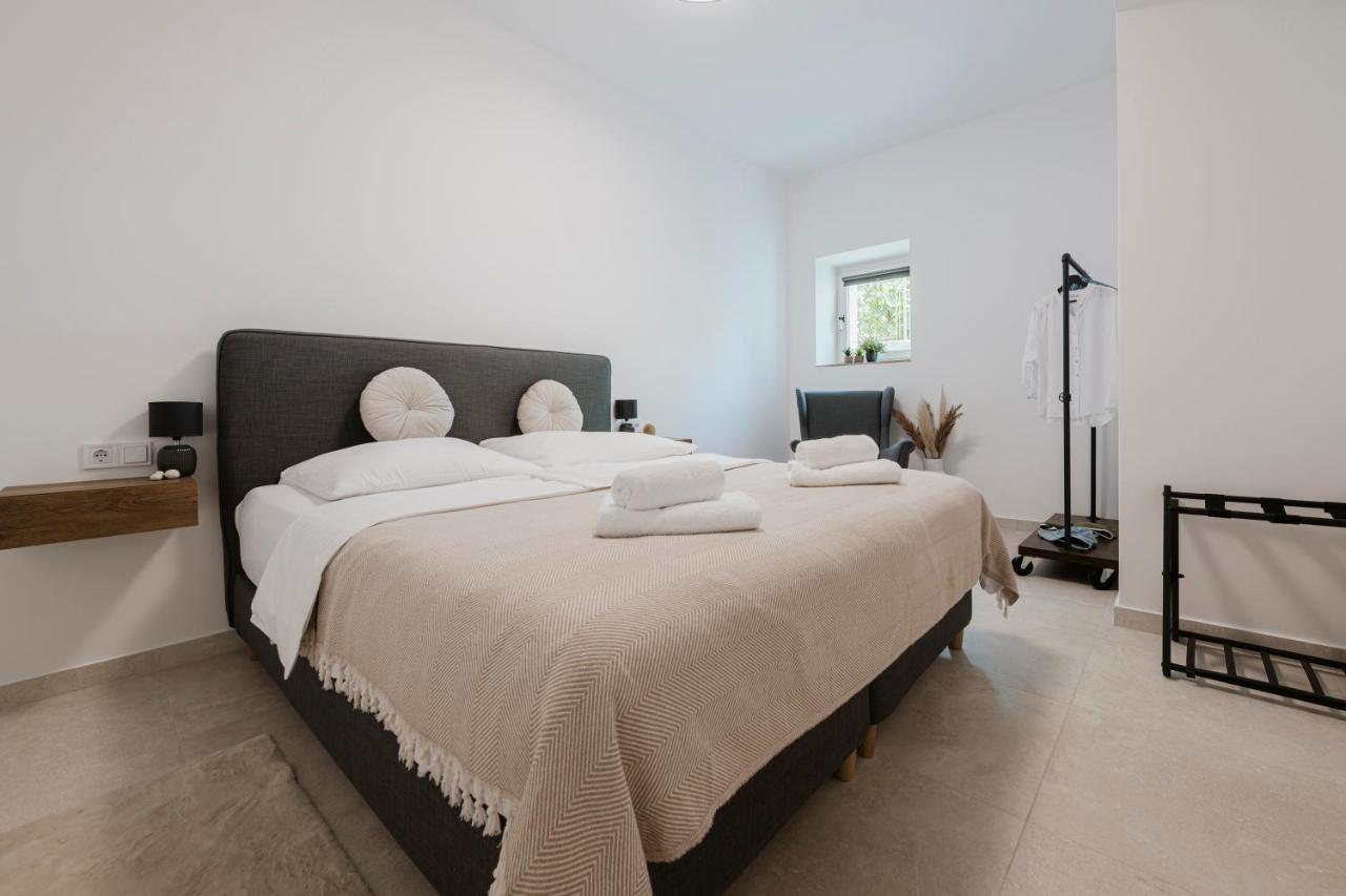 Appartamento con 2 Camere da Letto