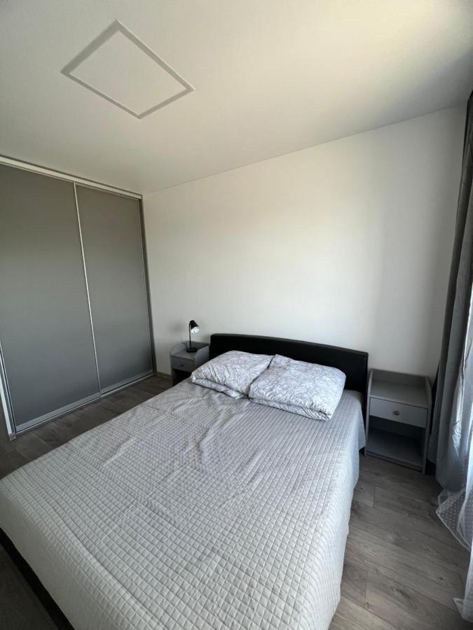 Studio Apartment with One Double Bed