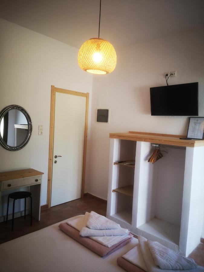 Triple Room with Terrace