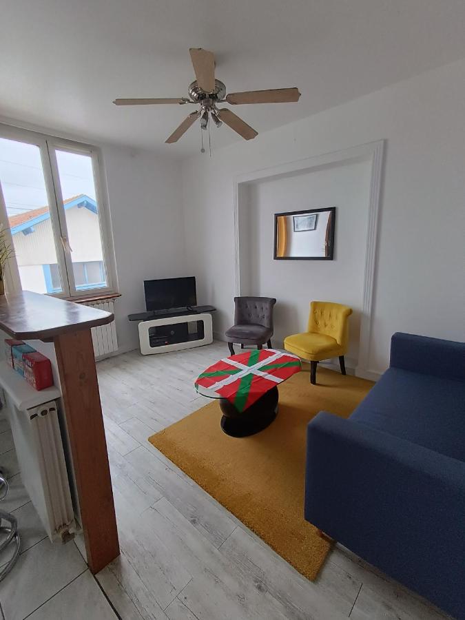 Appart au calme 3 chambres 73m2 1er étage - B&B Bayonne