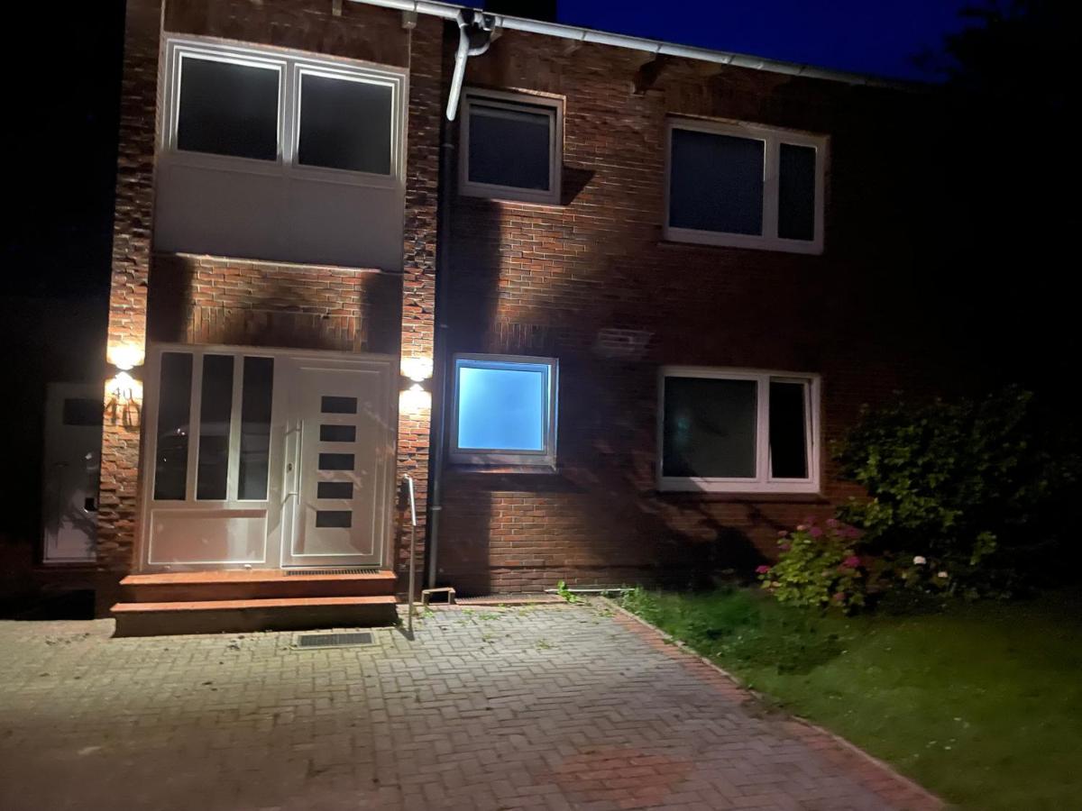 Geräumige Gästewohnung Andi im Herzen von Rastede - Küche - WLAN - Stellplatz - Chambres d’hôtes