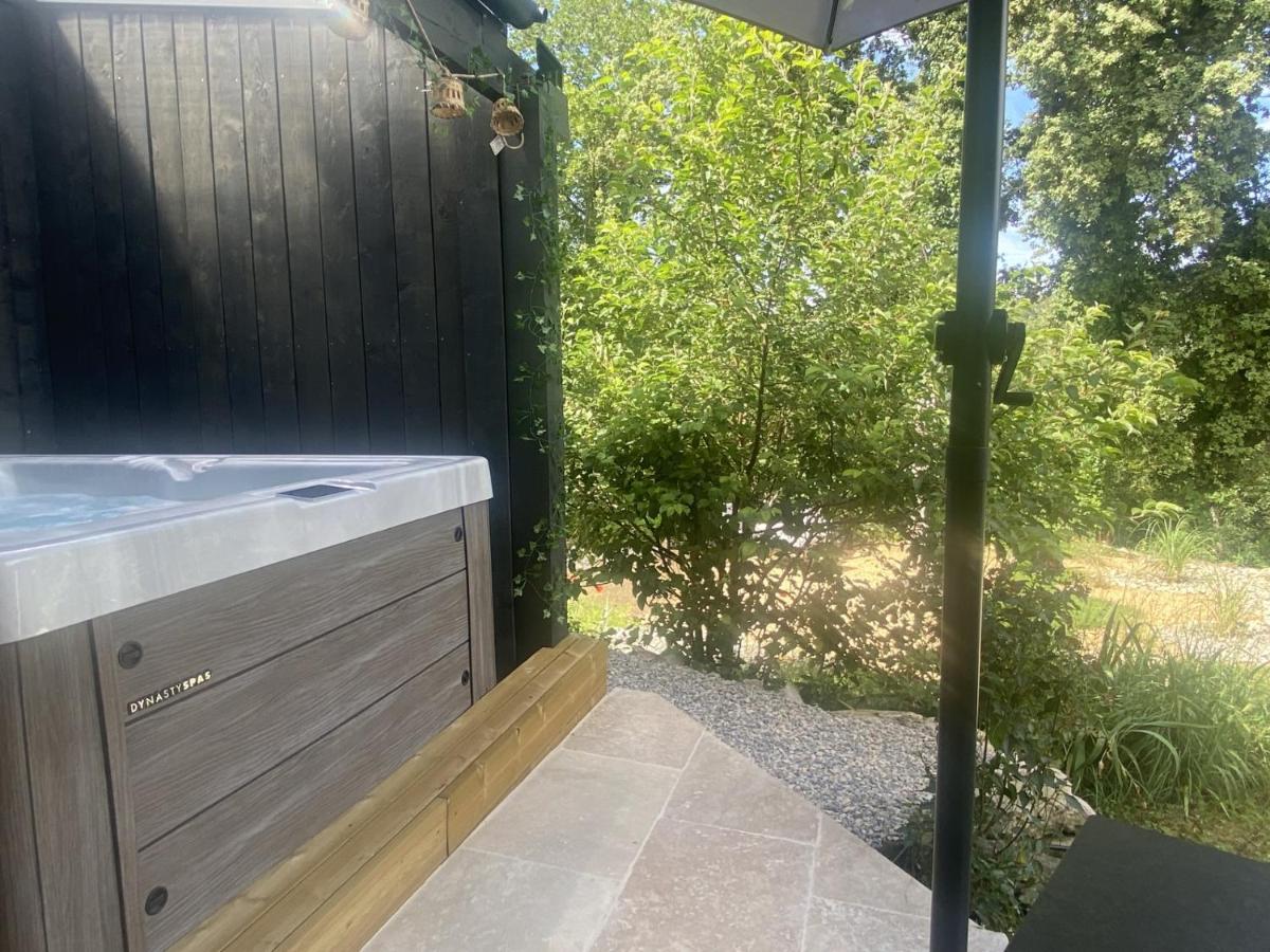 La chambre d'hôte de la fontaine de Jonquier Jacuzzi privatif - B&B Séguret