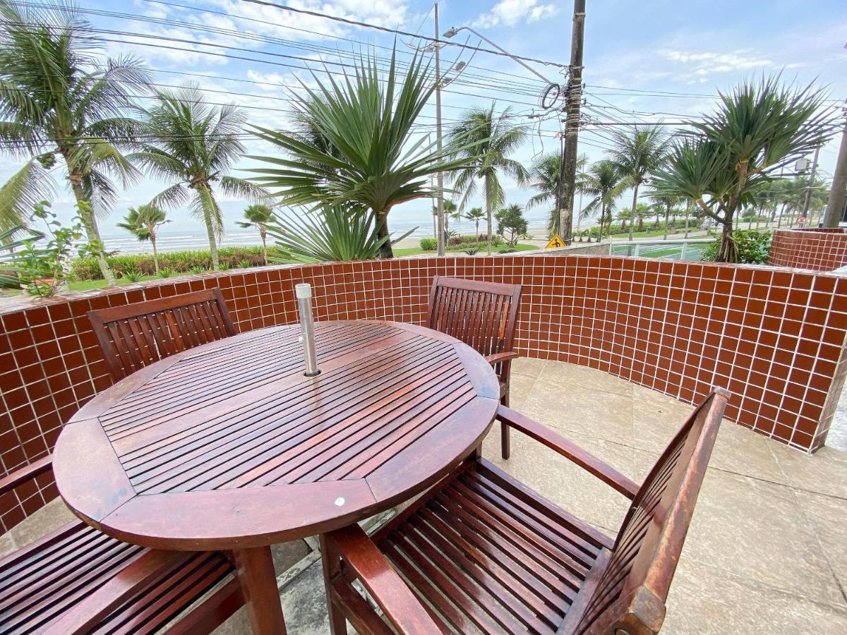 Pé Na Areia Praia do Maracanã - B&B