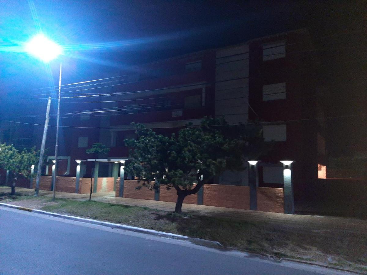 Mar de Ajo Norte, a 50 mts San Bernardo, Frente al Mar con Cochera - Chambres d'hôtes Mar de Ajó