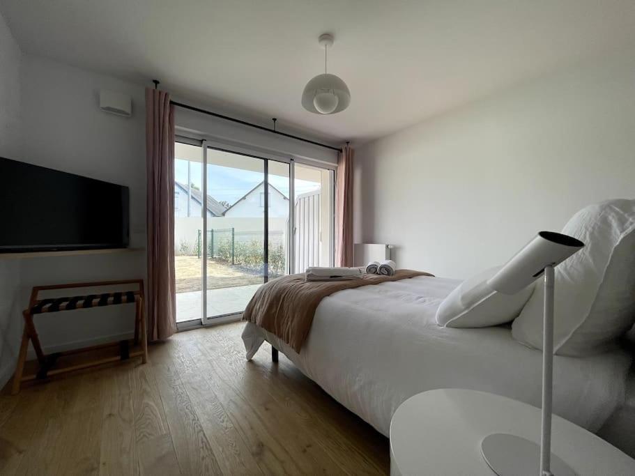 Rez-De-Jardin tout Comfort - Bed and Breakfast Tourgeville