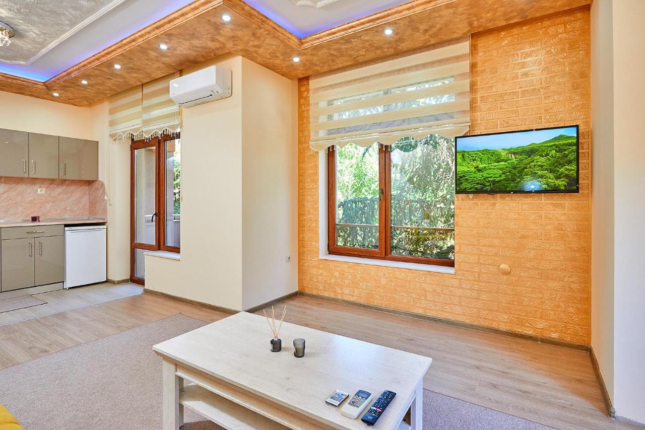 Appartamento con 1 Camera da Letto e Vista Piscina