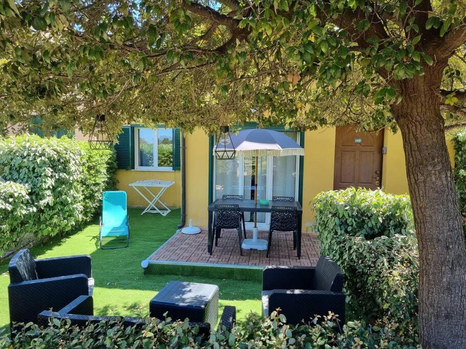 Maison en duplex dans résidence à 400m de la mer - B&B