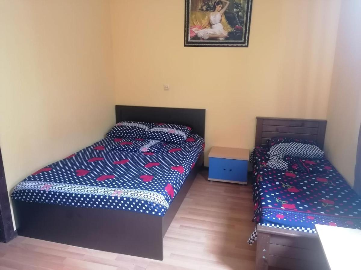 Vierbettzimmer mit Gemeinschaftsbad