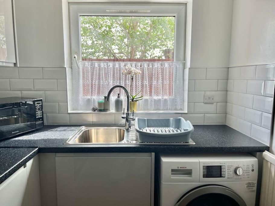 Cozy 2 bed townhouse close to City Walls - B&B York