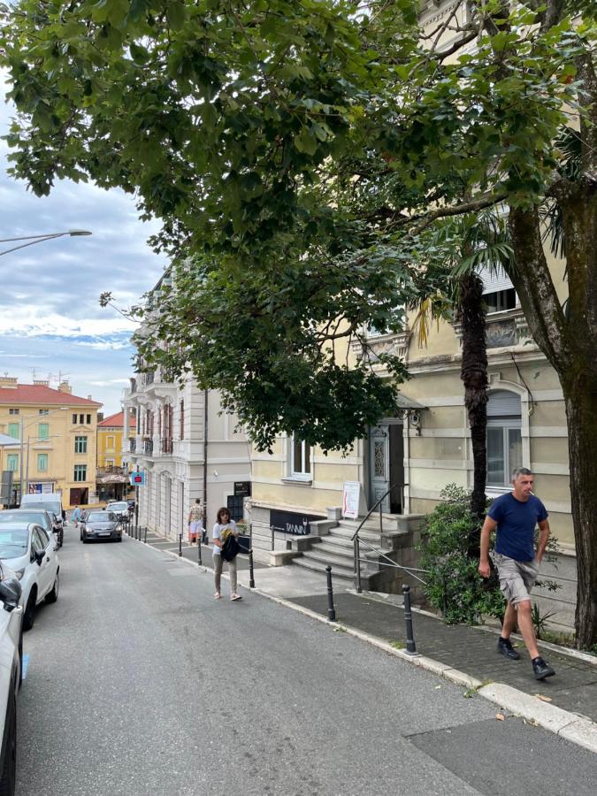 Apartman Viola, Opatija - B&B