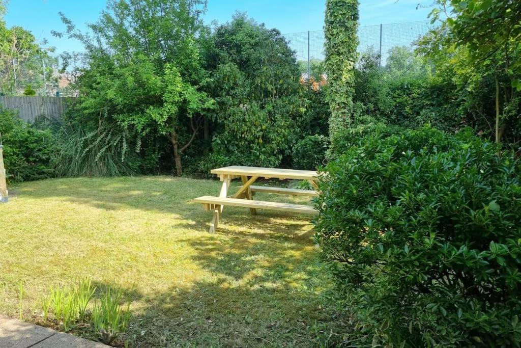 Windsor property near Legoland with free parking - Ferienwohnung