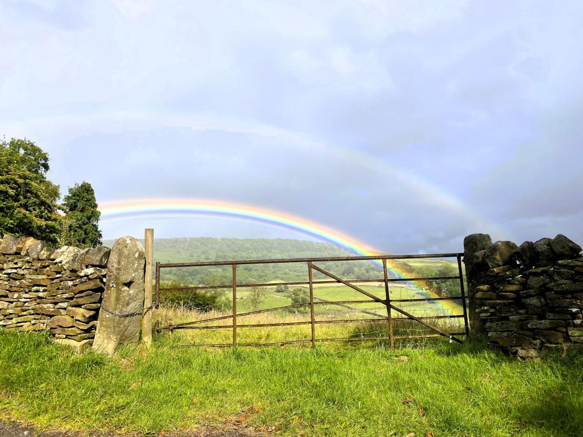 The View, Luxury studio - Bed and Breakfast Curbar