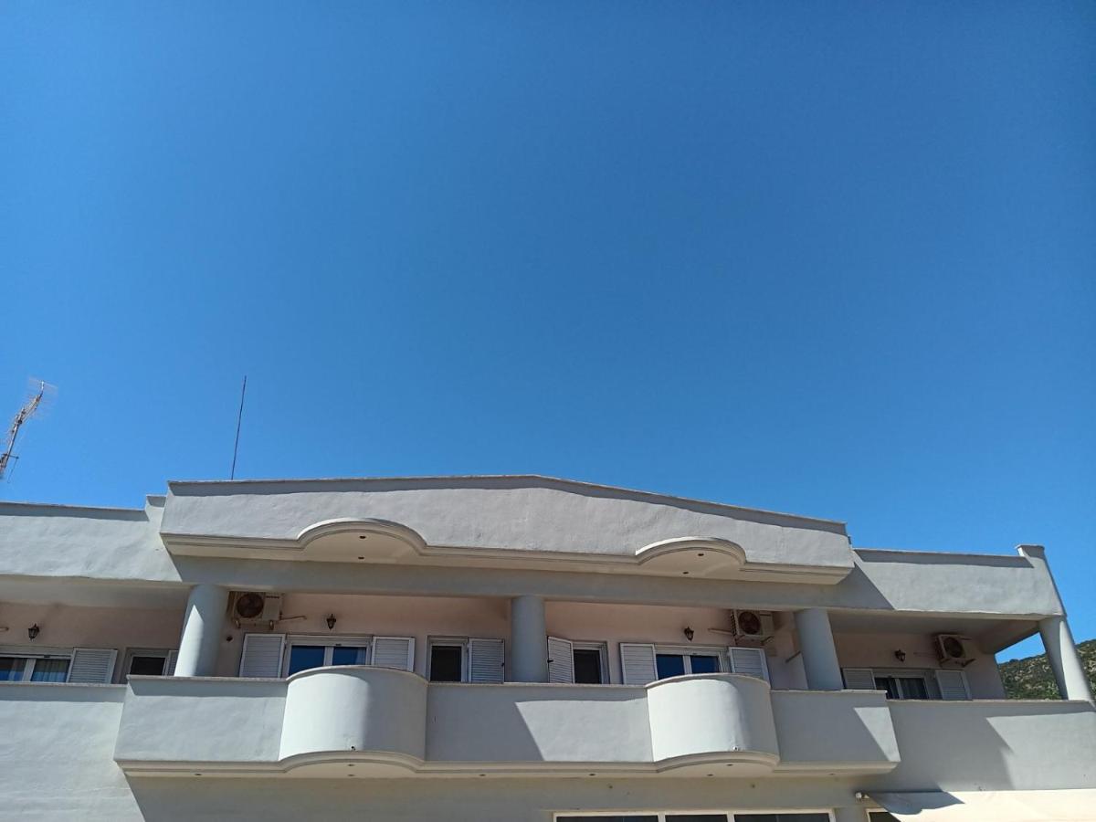 ZOGRAFOS SPIROS Rooms - B&B