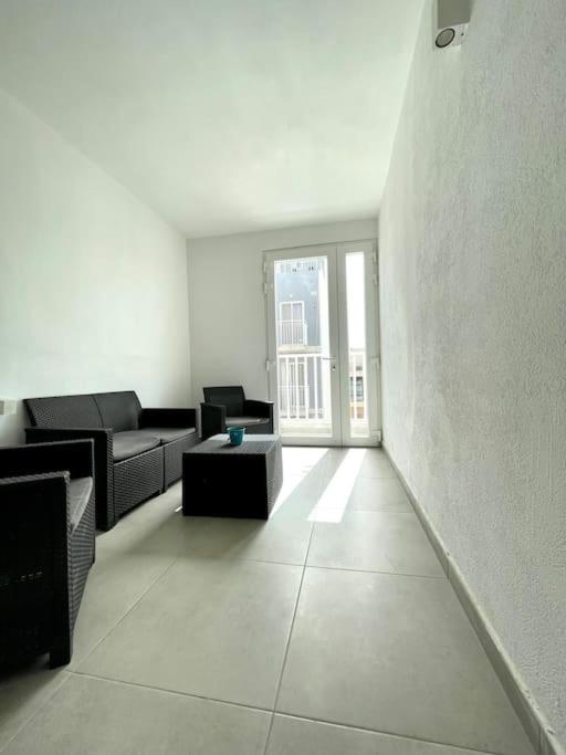 2 bedroom apartment in St Pauls Bay - B&B
