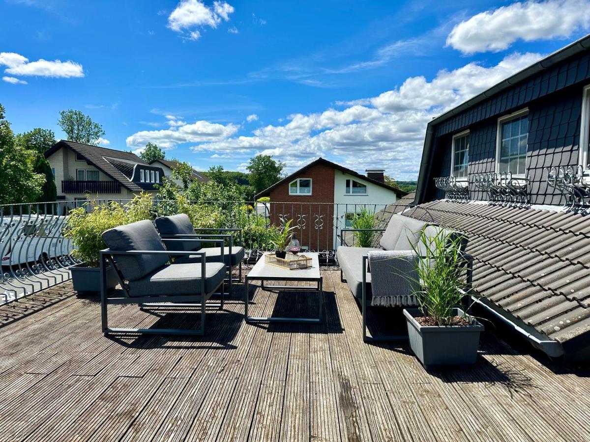 Familie oder beruflich - Dachterasse - gemütlich - Küche - Nähe Flughafen - Bed and Breakfast Büren