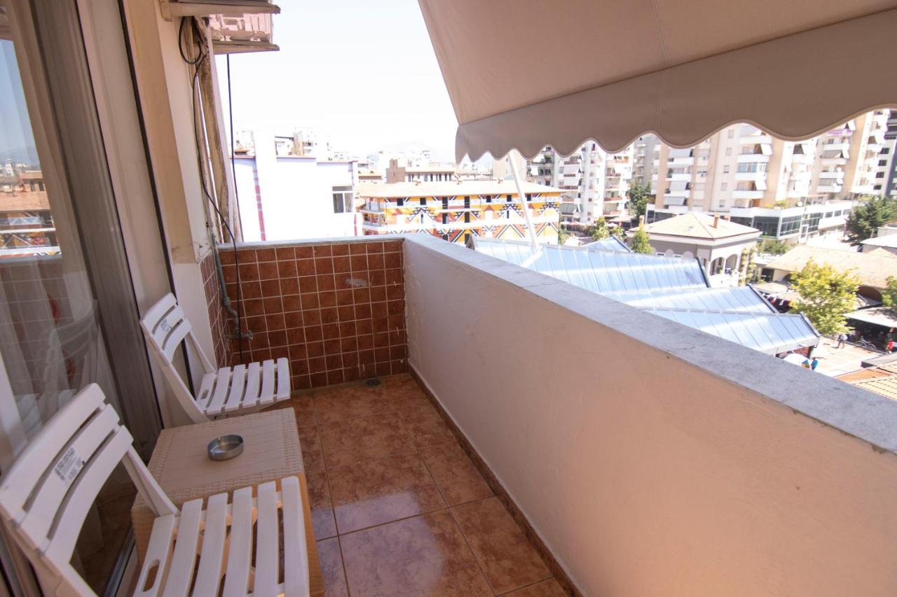 Tirana Central Apartment - B&B