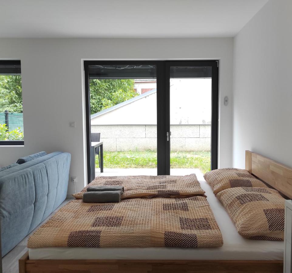 Apartmán X06 - Ferienwohnung Nikolsburg