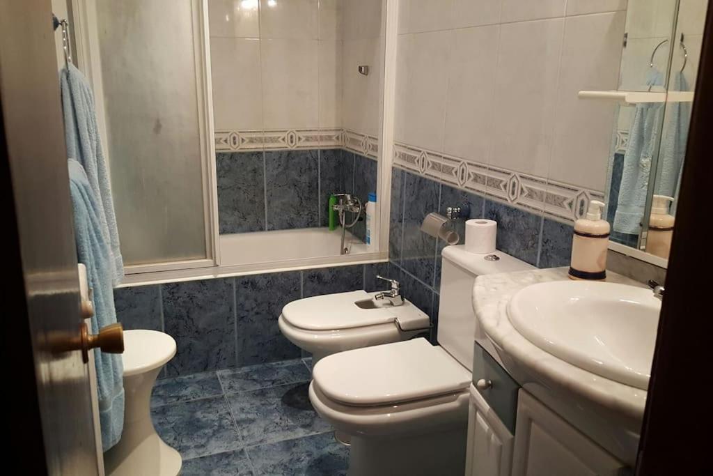 Piso completo 3 habitaciones y 2 baños palacio congresos - B&B Oviedo