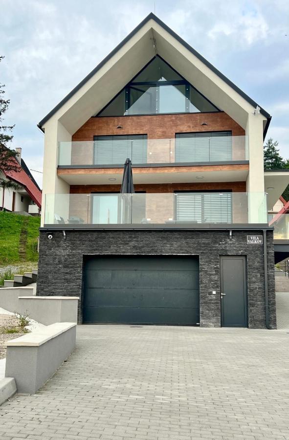 Vila Valkov - Ferienwohnung Bžany