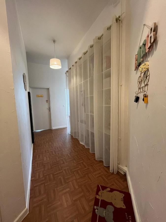 100m Train RER A, 10' Disneyland, 34' Paris centre, Car x2 - Bed and Breakfast Torcy