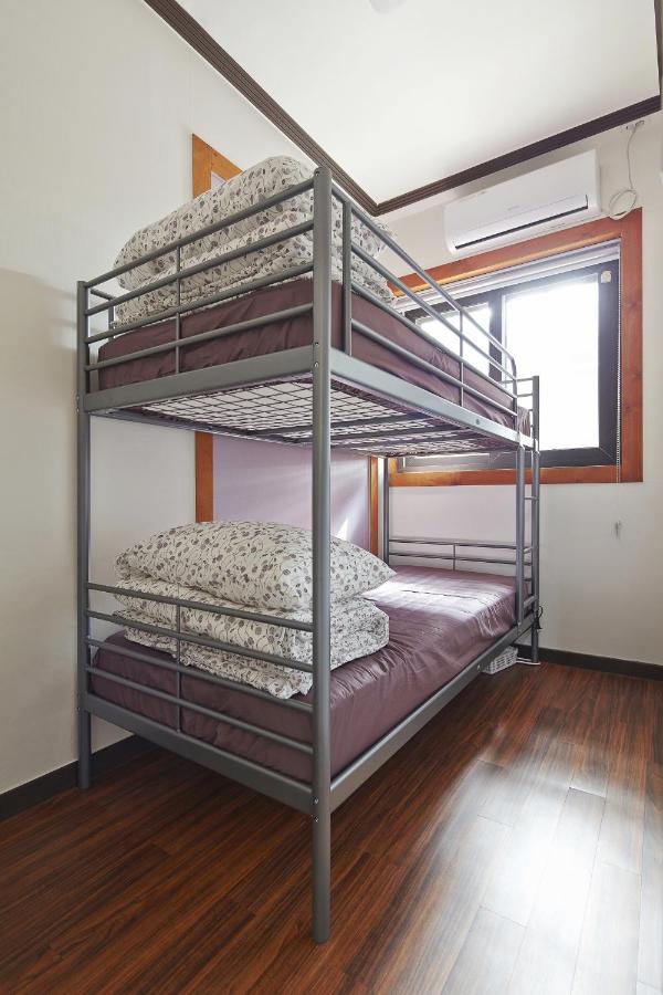 Standard Twin Room A