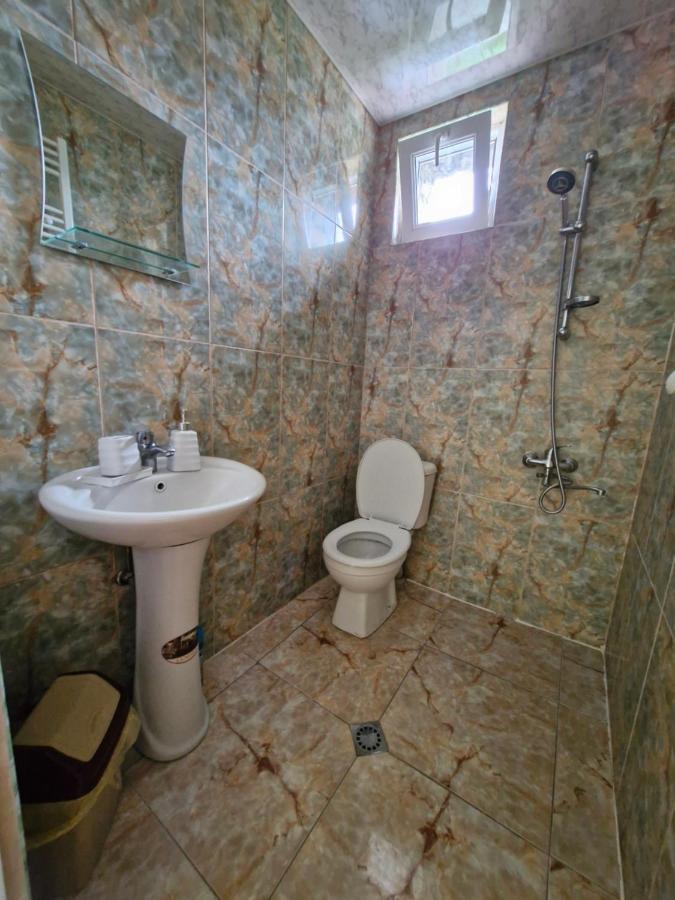 Doppel-/Zweibettzimmer mit eigenem Bad
