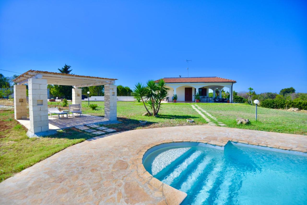 Giada Country House - Piscina - 5 minuti dal mare - B&B Serranova