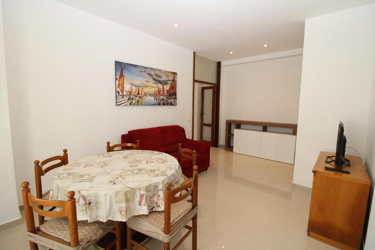 51 Igea Marina Trilocale vista mare - B&B