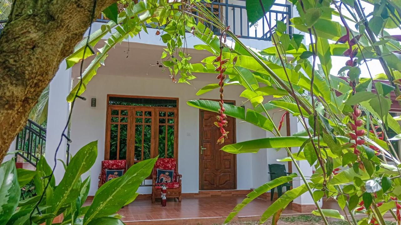 Gimhana Homestay - Bed and Breakfast