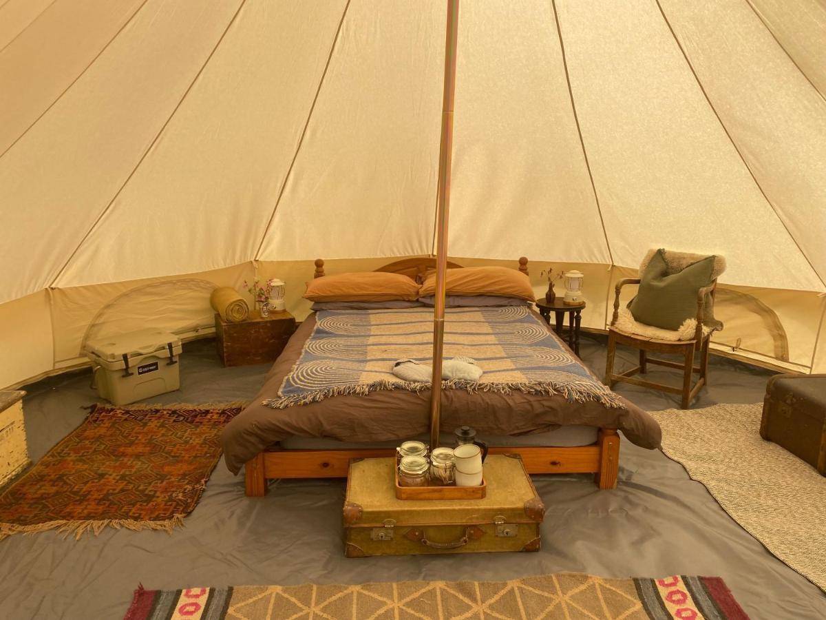 Beesands Belltents - B&B
