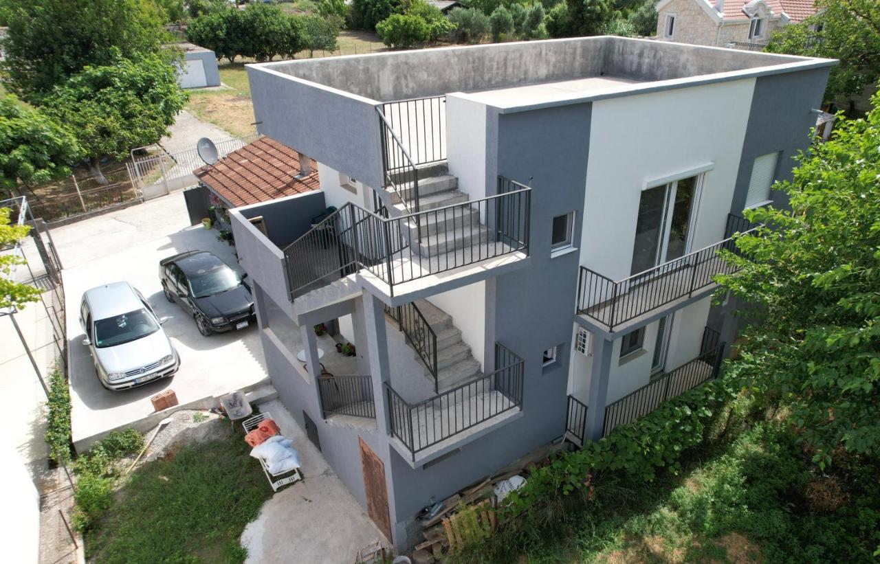 Miha Guest House - Bed and Breakfast Bar