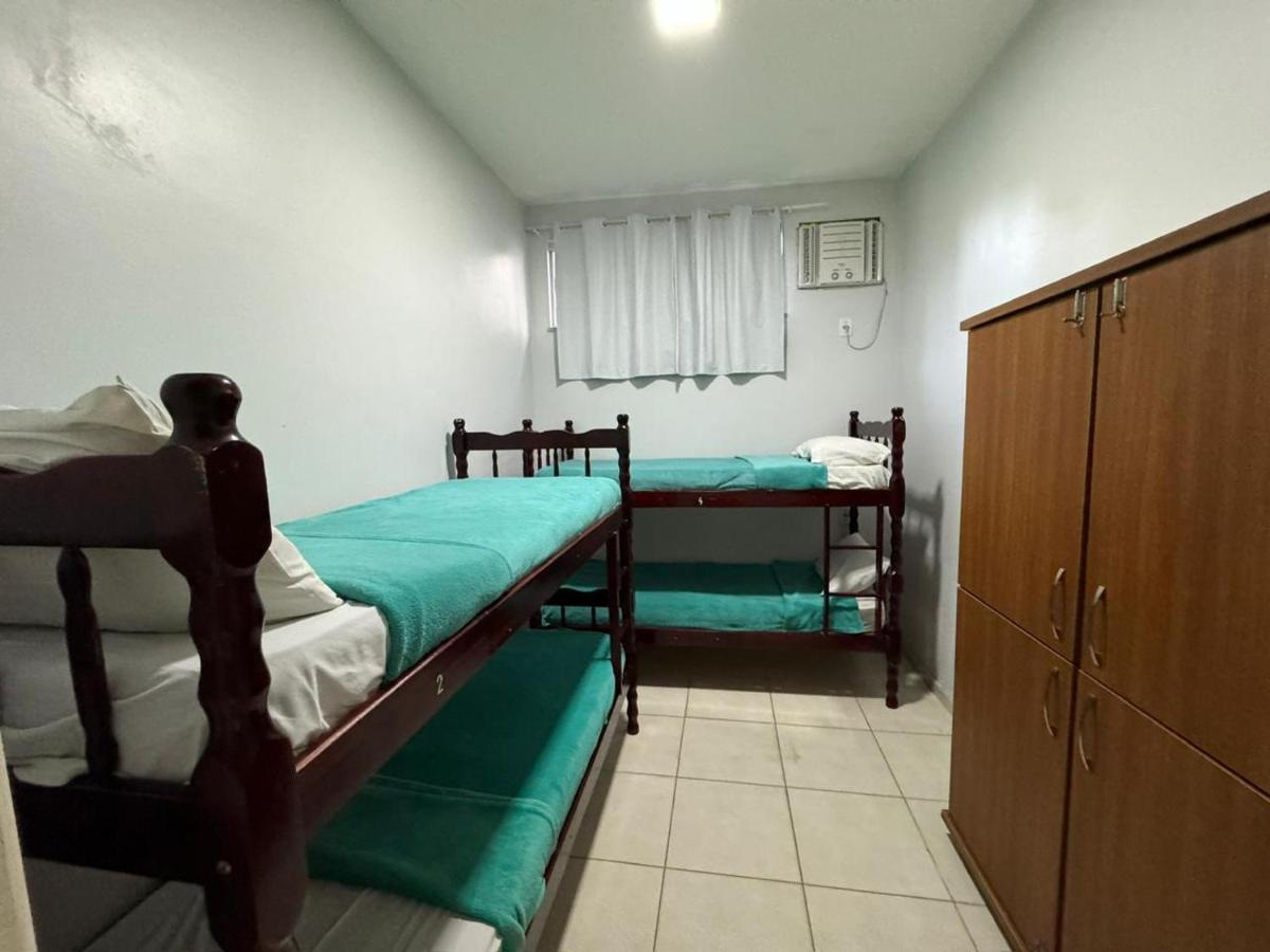 Einzelbett im Frauenschlafsaal