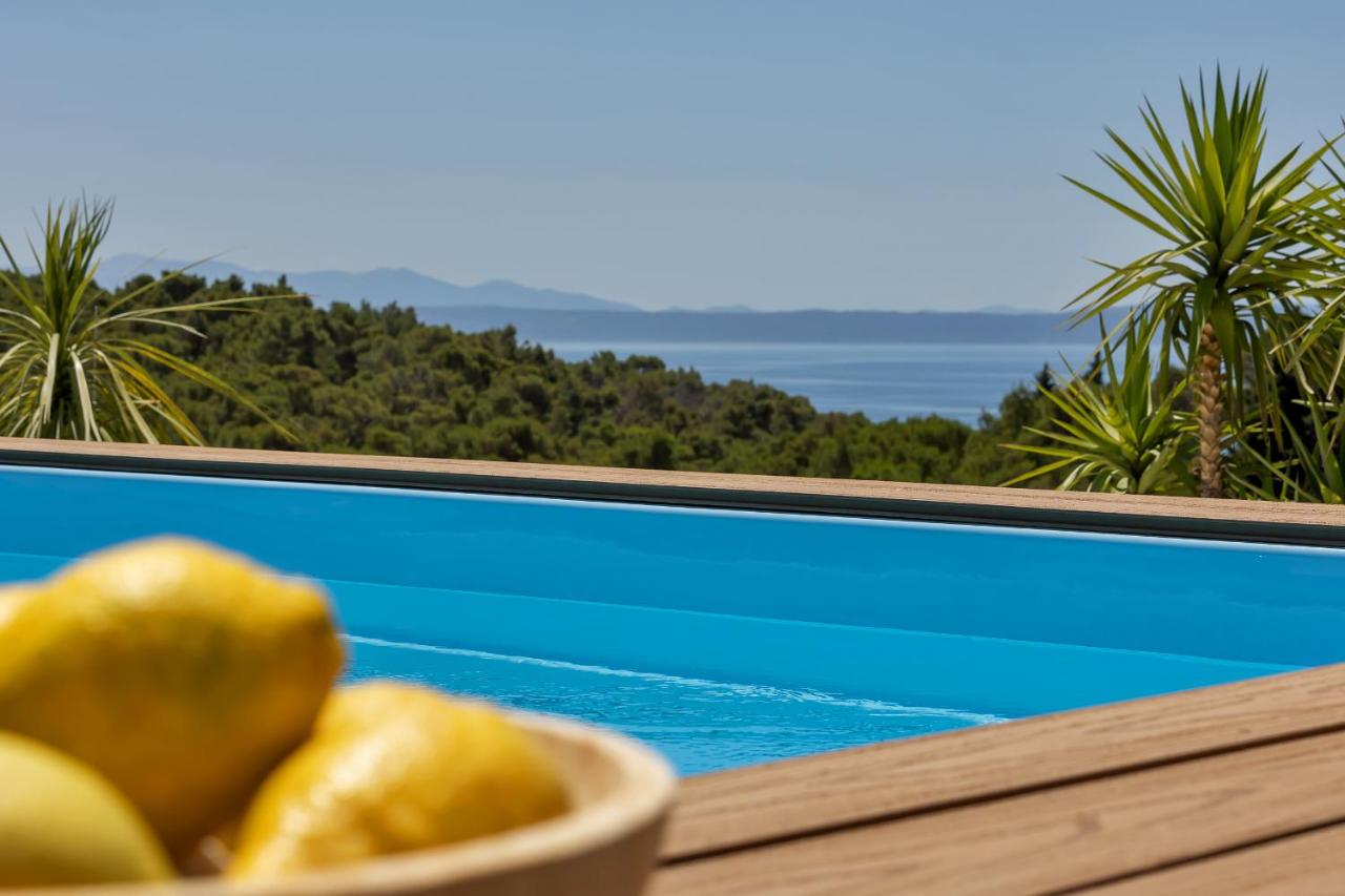 Luxury Apartment Nugal- heated pool - Ferienwohnung Makarska