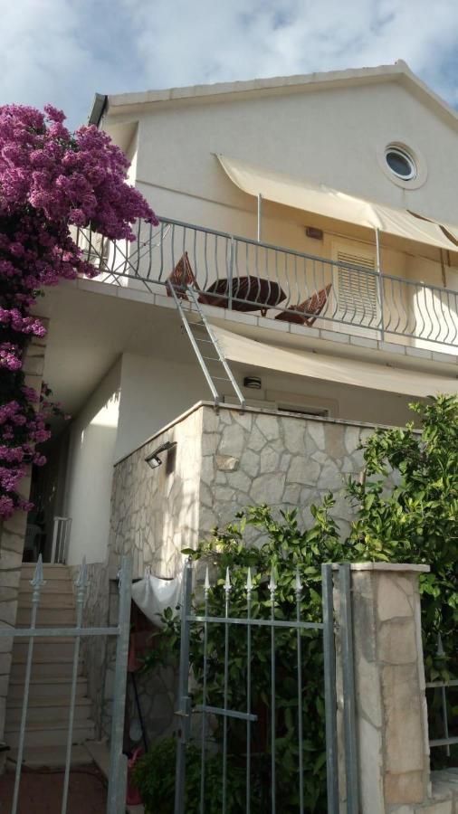 Apartments Villa ViDa Orebić - B&B