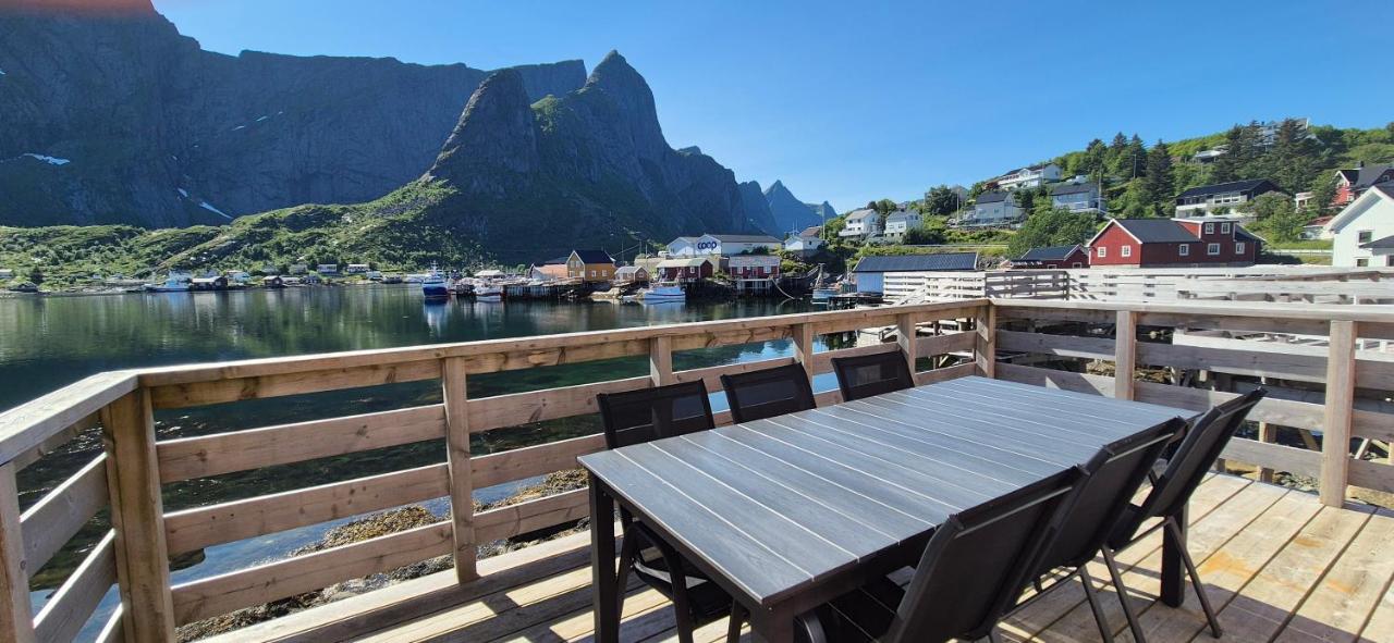 Deluxe Waterfront Cabin with Terrace