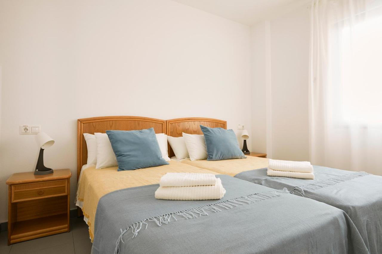 Two-Bedroom Apartment with Terrace and Sea View