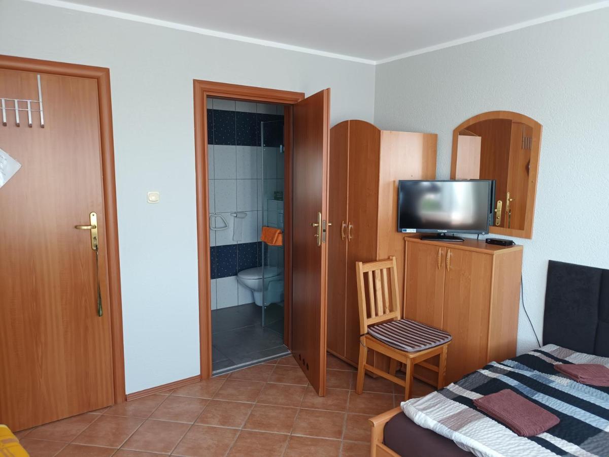Habitación Triple Confort con ducha