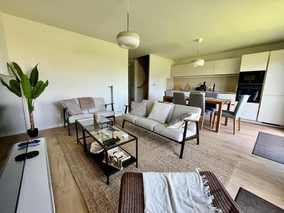 La Maison Bleue, Jardin & Mer 300m - Chambres d’hôtes