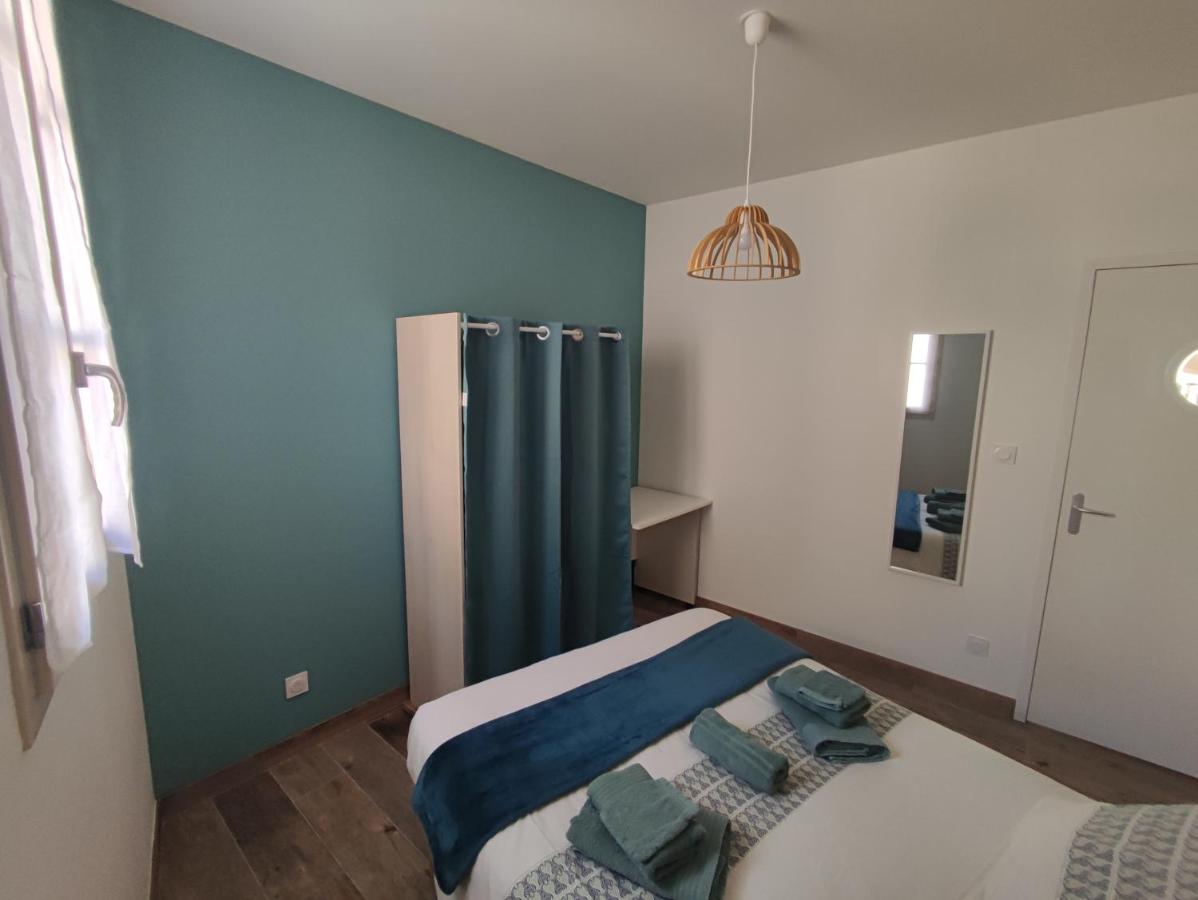One-Bedroom Standard Apartment