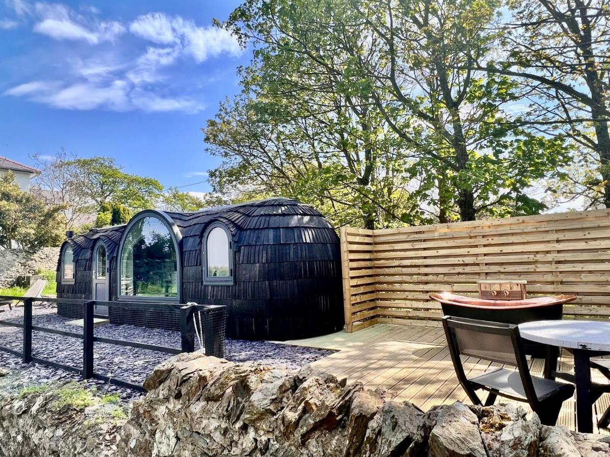 Y Caban - A Luxury Rural Retreat with Seaviews - B&B Amlwch