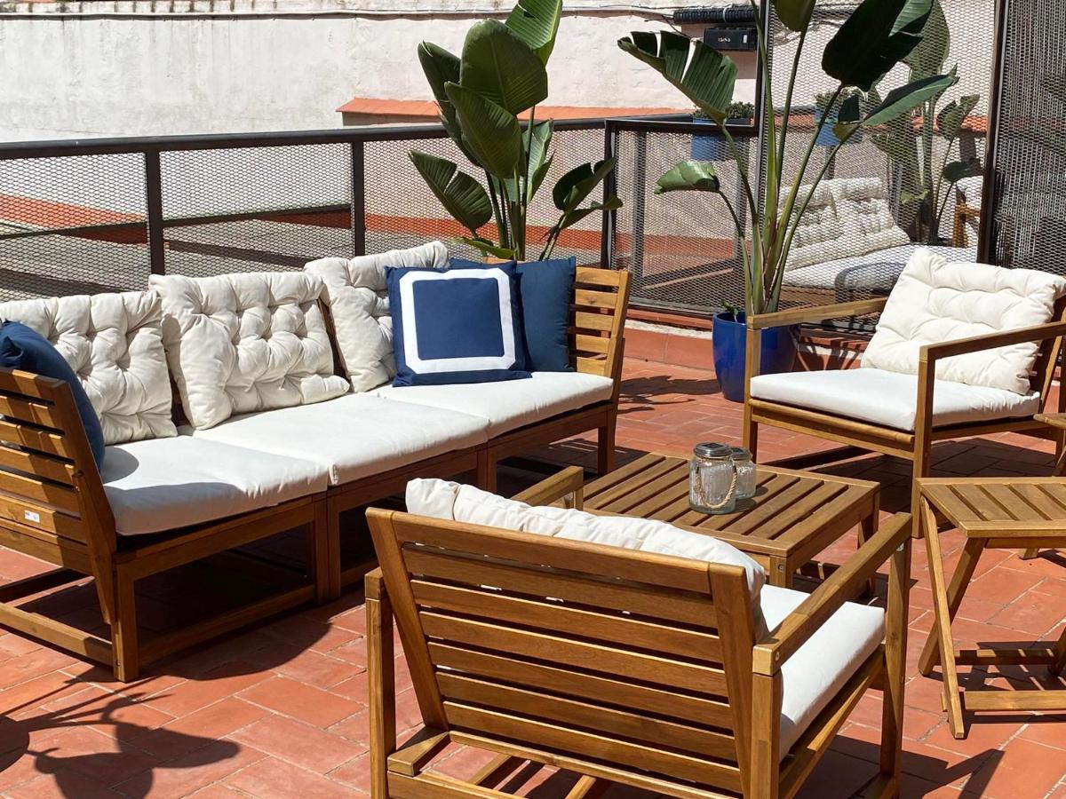 Appartamento con 2 Camere da Letto e Terrazza 