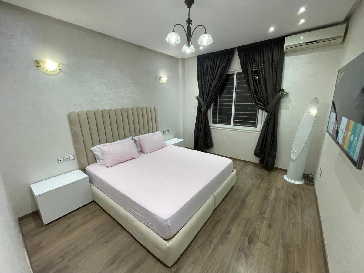 Luxueux Appartement Parc Champs de Cours avec Wifi Fibre 200 Mo - B&B