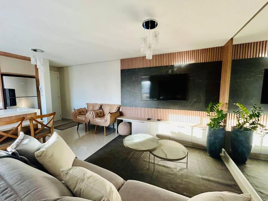 Apartamento novo em Foz, ao lado do Shopping JL - B&B