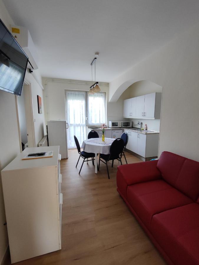 Apartment mit Terrasse