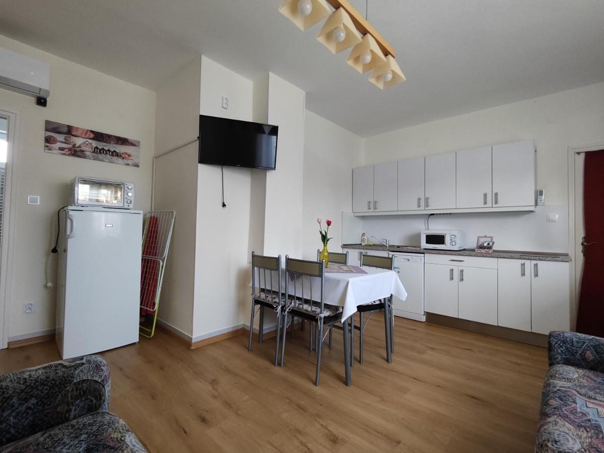 Apartment mit Terrasse