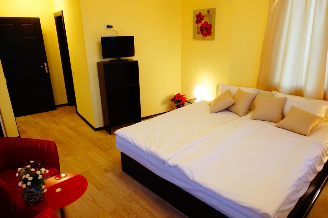 Queen Room with Balcony