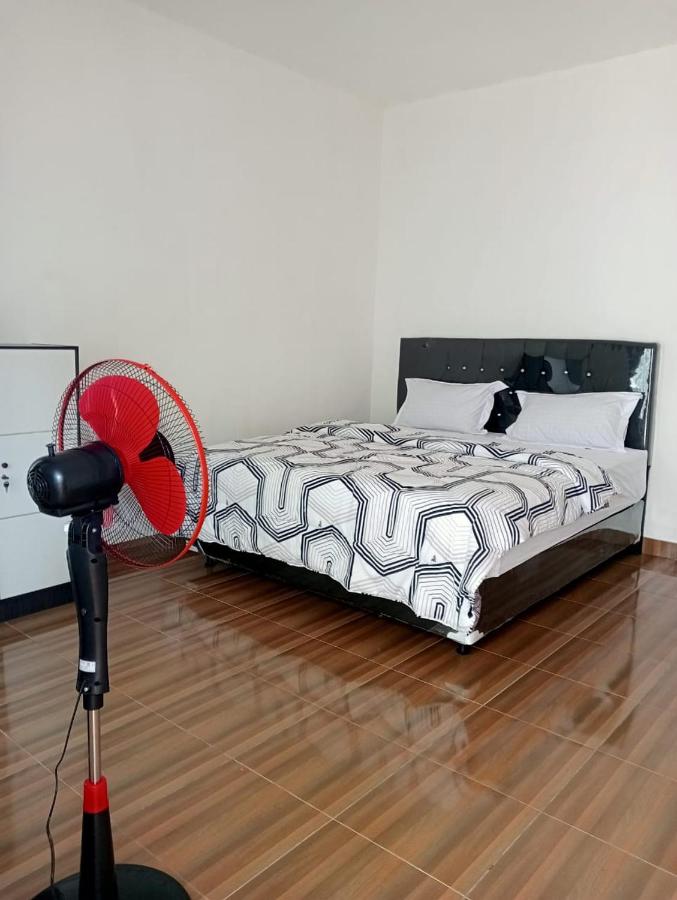 Doppel-/Zweibettzimmer mit Bad
