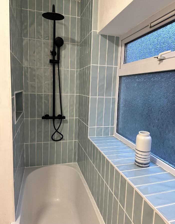 Stylish Miners Cottage, Treorchy, Rhondda - B&B Treorchy