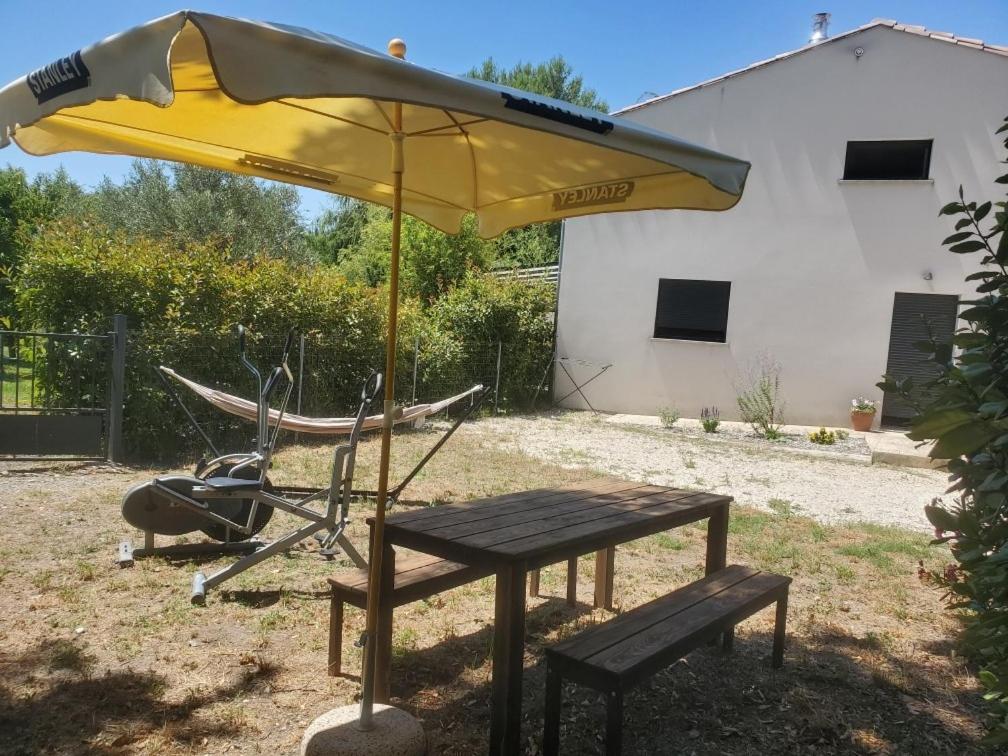 Gite rural JONQUIERES 84 - Chambres d’hôtes