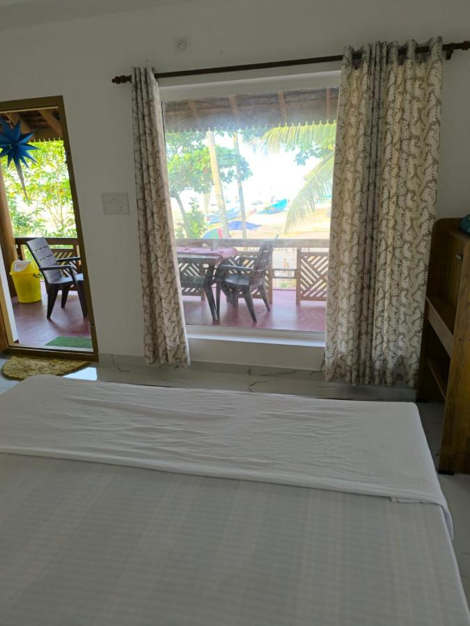 Deluxe Double Room with Balcony and Sea View